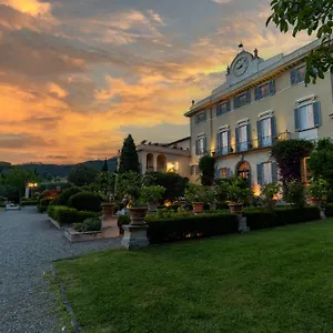 Scorzi - Relais De Charme (adults Only) Frühstückspension